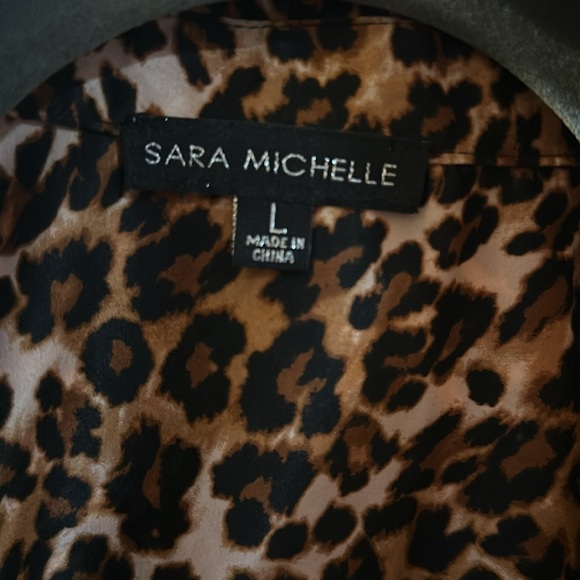 Sara Michelle button down shirt - Picture 2 of 3